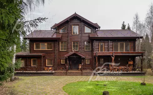 2-этажный коттедж 1 100 м² с отделкой