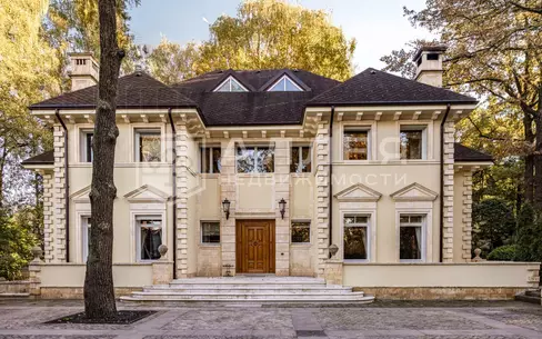 КОТТЕДЖ 1 215 м² с отделкой