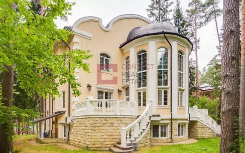 2-этажный коттедж 650 м² с отделкой