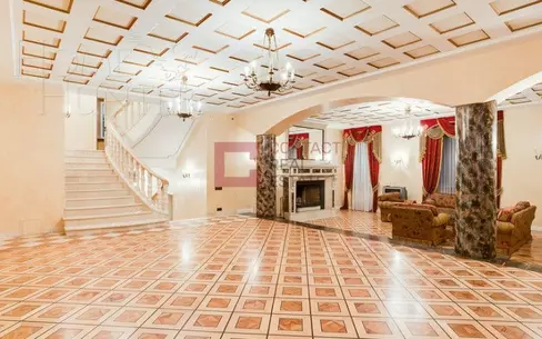 2-этажный коттедж 650 м² с отделкой