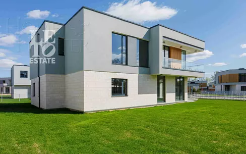 2-этажный коттедж 470 м² без отделки