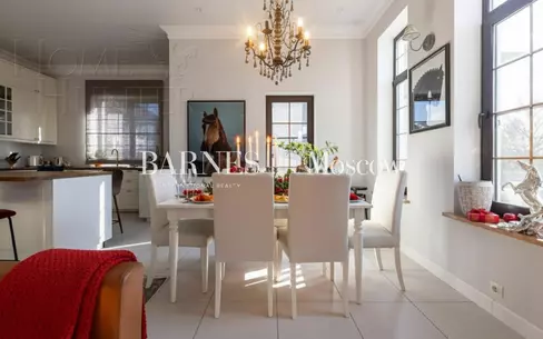 2-этажный коттедж 200.4 м² с отделкой