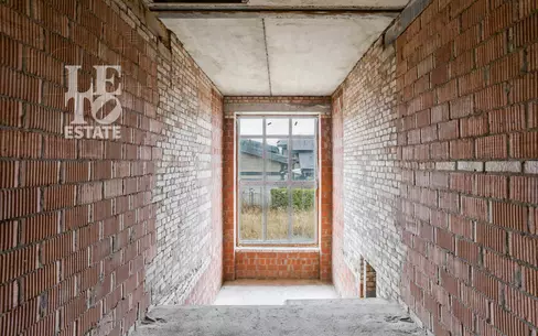 2-этажный коттедж 270 м² без отделки