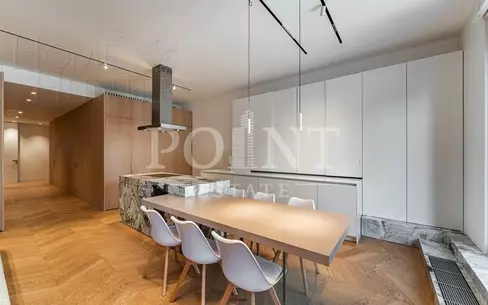 4-КОМН. КВАРТИРА С ОТДЕЛКОЙ 234 М² НА 2 ЭТАЖЕ