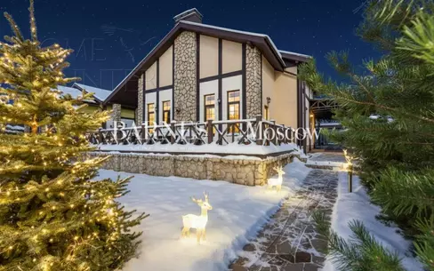 2-этажный коттедж 200.4 м² с отделкой