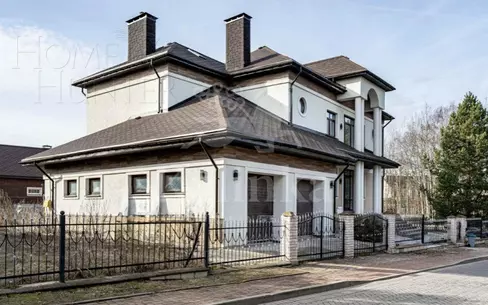 2-этажный коттедж 500 м² с отделкой