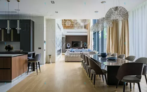 3-этажный коттедж 1 975 м² с отделкой