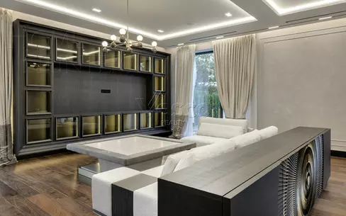 2-этажный коттедж 1 000 м² с отделкой