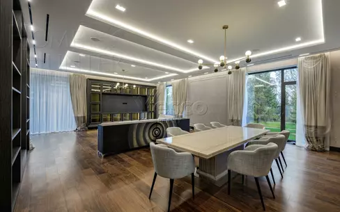 2-этажный коттедж 1 000 м² с отделкой