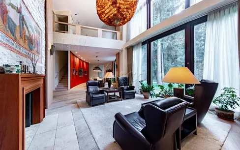 КОТТЕДЖ 2 038 м² с отделкой