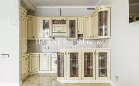 3-КОМН. КВАРТИРА С ОТДЕЛКОЙ 118 М² НА 2 ЭТАЖЕ