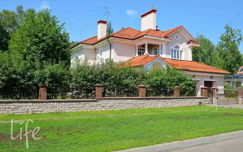 2-этажный коттедж 495 м² с отделкой