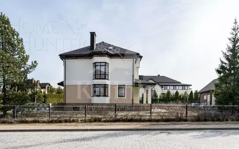 2-этажный коттедж 500 м² с отделкой