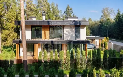 2-этажный коттедж 368.6 м² с отделкой