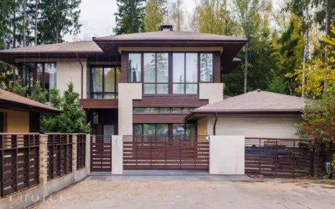 2-этажный коттедж 410 м² с отделкой