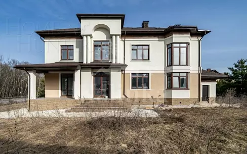 2-этажный коттедж 500 м² с отделкой