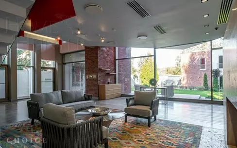 2-этажный коттедж 390 м² с отделкой