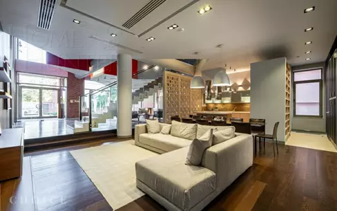 2-этажный коттедж 390 м² с отделкой