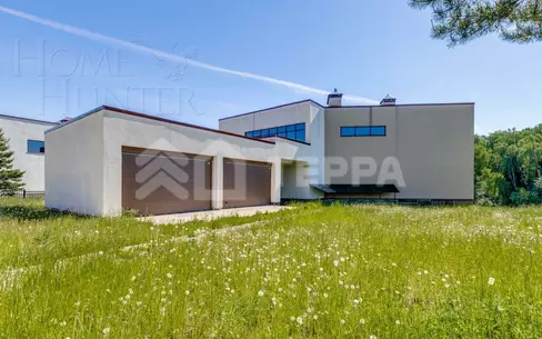 2-этажный коттедж 1 350 м² без отделки