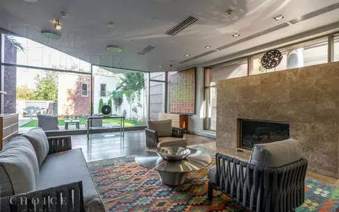 2-этажный коттедж 390 м² с отделкой