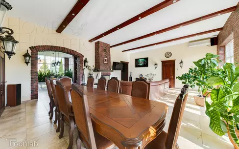 2-этажный коттедж 325 м² с отделкой