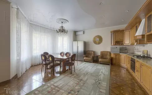 2-этажный коттедж 732 м² с отделкой