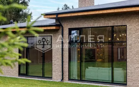 1-этажный коттедж 275 м² с отделкой