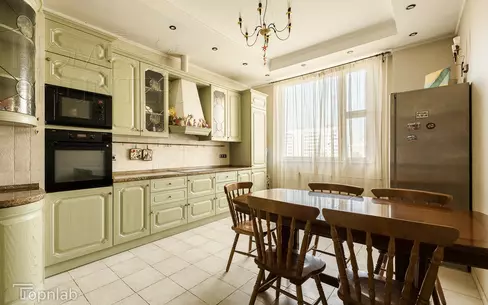 4-КОМН. КВАРТИРА С ОТДЕЛКОЙ 199 М² НА 4 ЭТАЖЕ