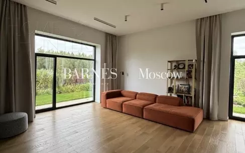 2-этажный коттедж 350 м² с отделкой