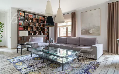 2-этажный коттедж 900 м² с отделкой