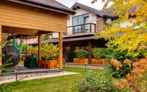 2-этажный коттедж 660 м² с отделкой