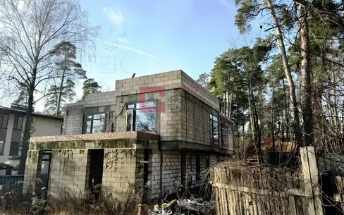 2-этажный коттедж 400 м² без отделки