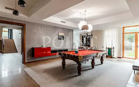 2-этажный коттедж 650 м² с отделкой