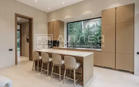 1-этажный коттедж 275 м² с отделкой