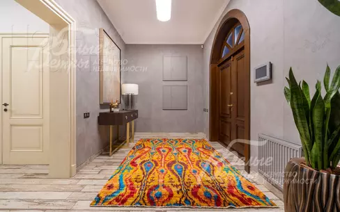 2-этажный коттедж 900 м² с отделкой