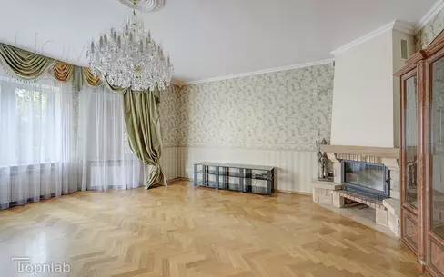 2-этажный коттедж 732 м² с отделкой