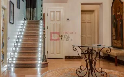 2-этажный коттедж 660 м² с отделкой