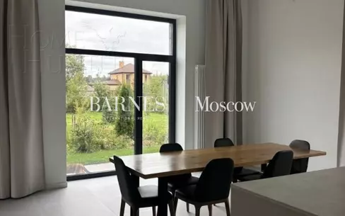 2-этажный коттедж 350 м² с отделкой