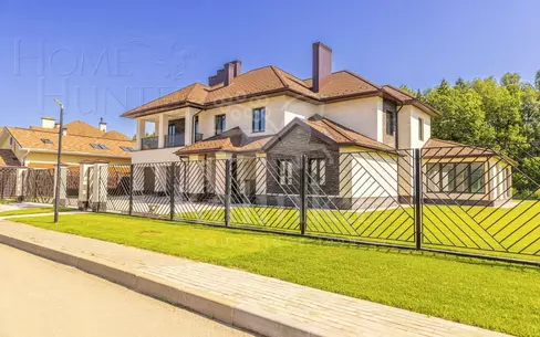 2-этажный коттедж 600 м² без отделки