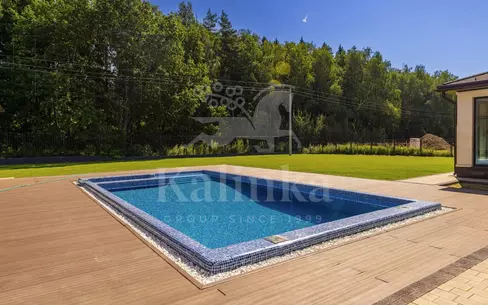 2-этажный коттедж 600 м² без отделки