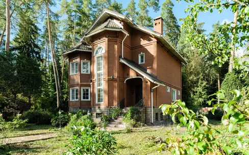 2-этажный коттедж 444 м² с отделкой