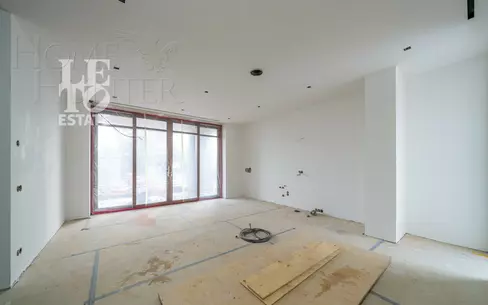 КОТТЕДЖ 1 150 м² без отделки