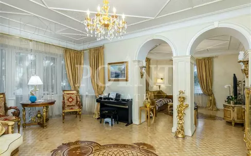 КОТТЕДЖ 680 м² с отделкой