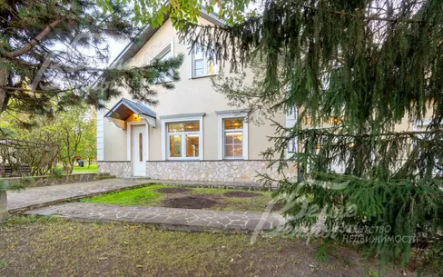 2-этажный коттедж 405 м² с отделкой