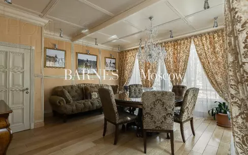 2-этажный коттедж 450 м² с отделкой