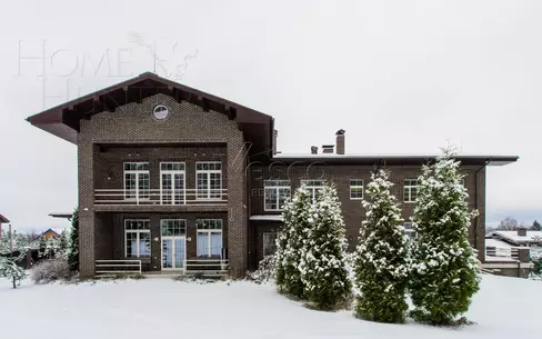 2-этажный коттедж 1 380 м² с отделкой