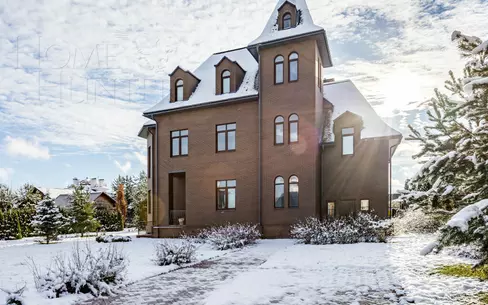 2-этажный коттедж 375 м² с отделкой