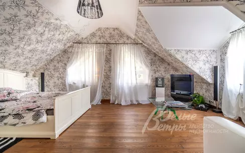 2-этажный коттедж 405 м² с отделкой