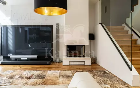 3-этажный таунхаус 350 м² с отделкой