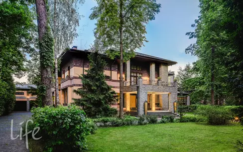 2-этажный коттедж 847 м² с отделкой